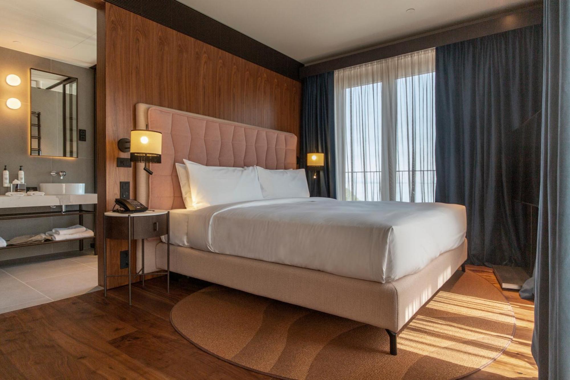 Keight Hotel Opatija, Curio Collection By Hilton Esterno foto