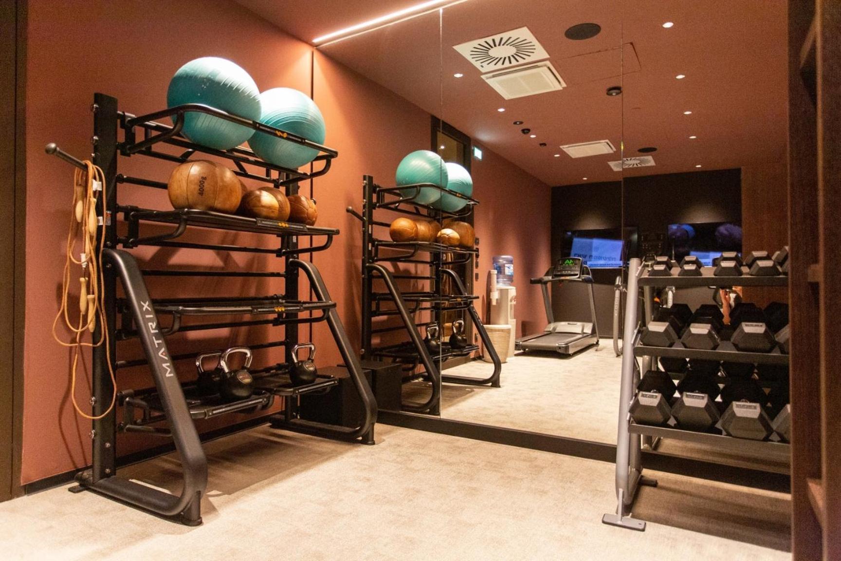 Keight Hotel Opatija, Curio Collection By Hilton Esterno foto