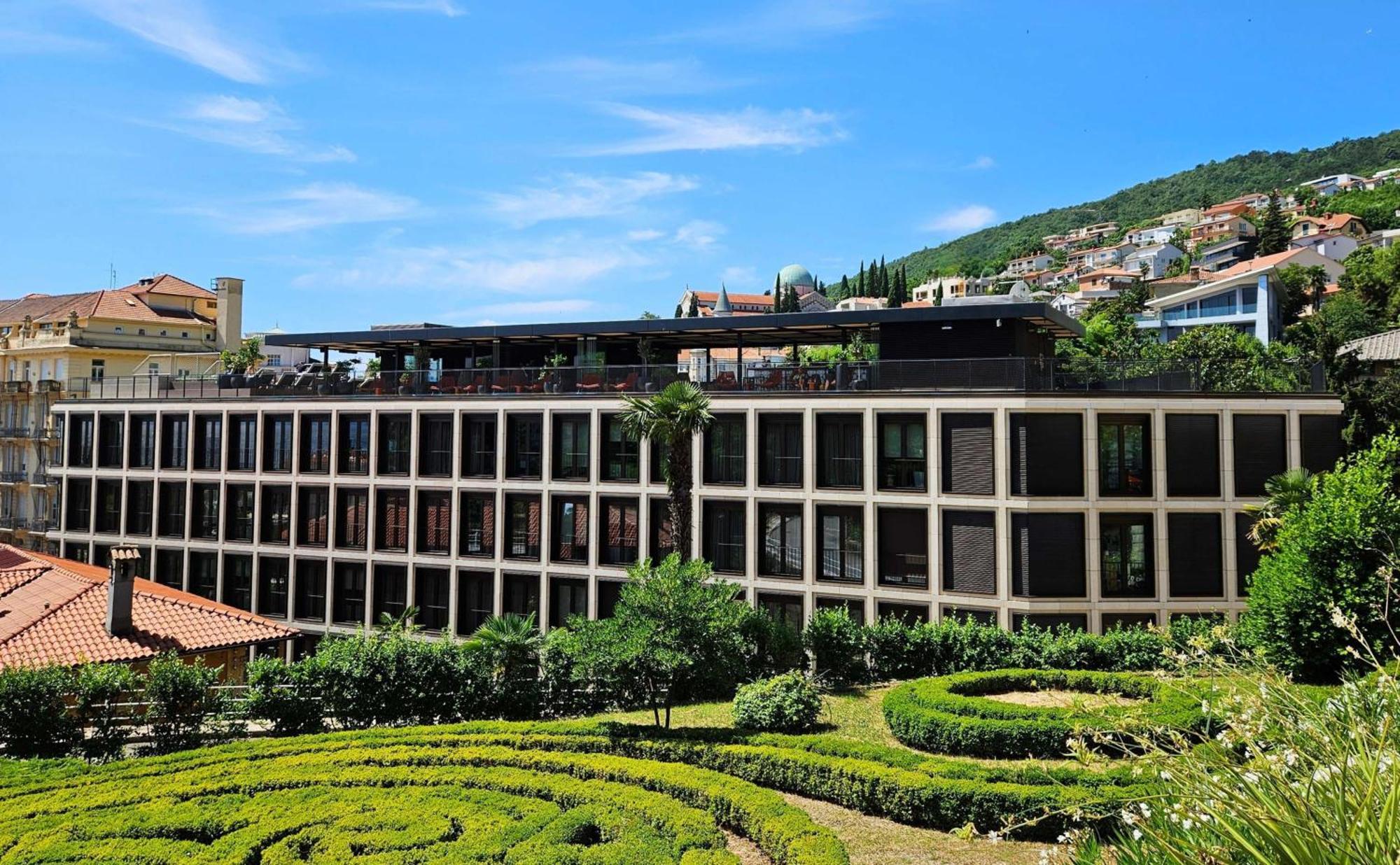 Keight Hotel Opatija, Curio Collection By Hilton Esterno foto