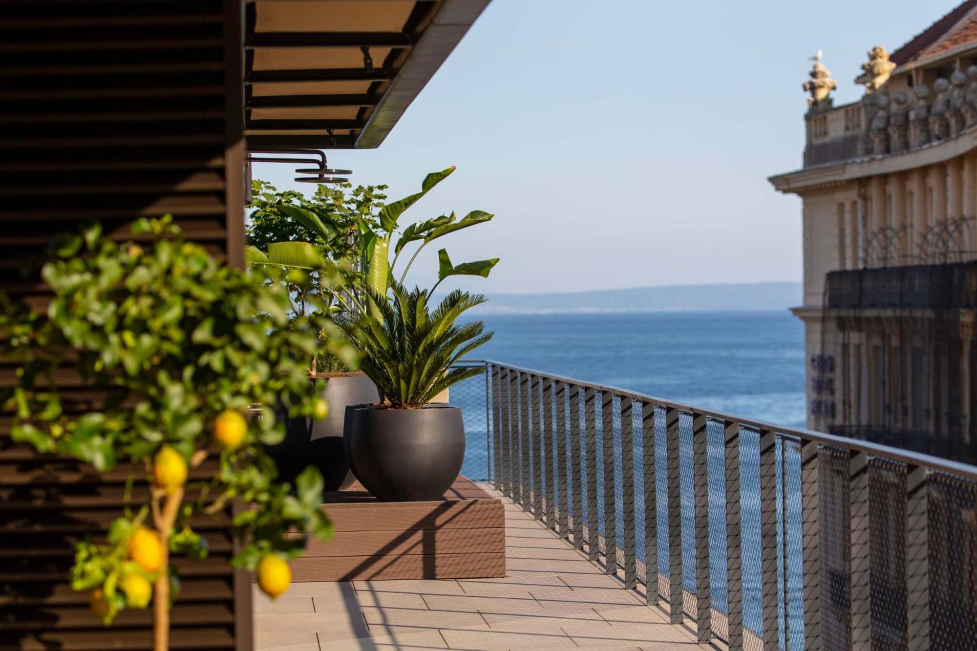 Keight Hotel Opatija, Curio Collection By Hilton Esterno foto